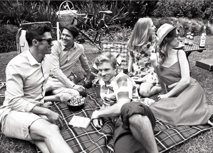 Read the Parque brochures